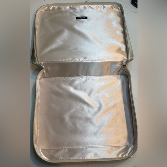 Jeffree Star Bundle & Lancome Makeup Case! - Picture 8 of 9